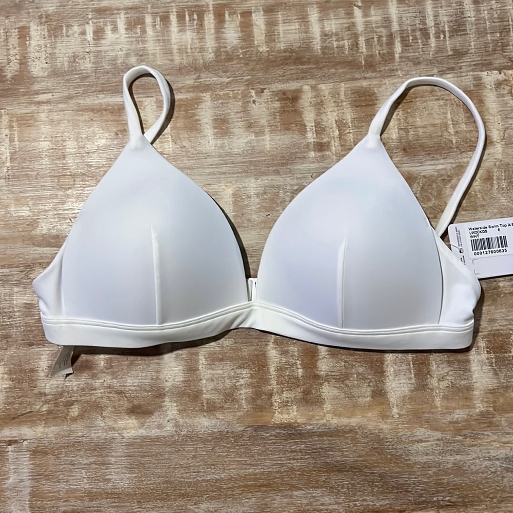 Lululemon new with tags waterside swim top A/B size 6